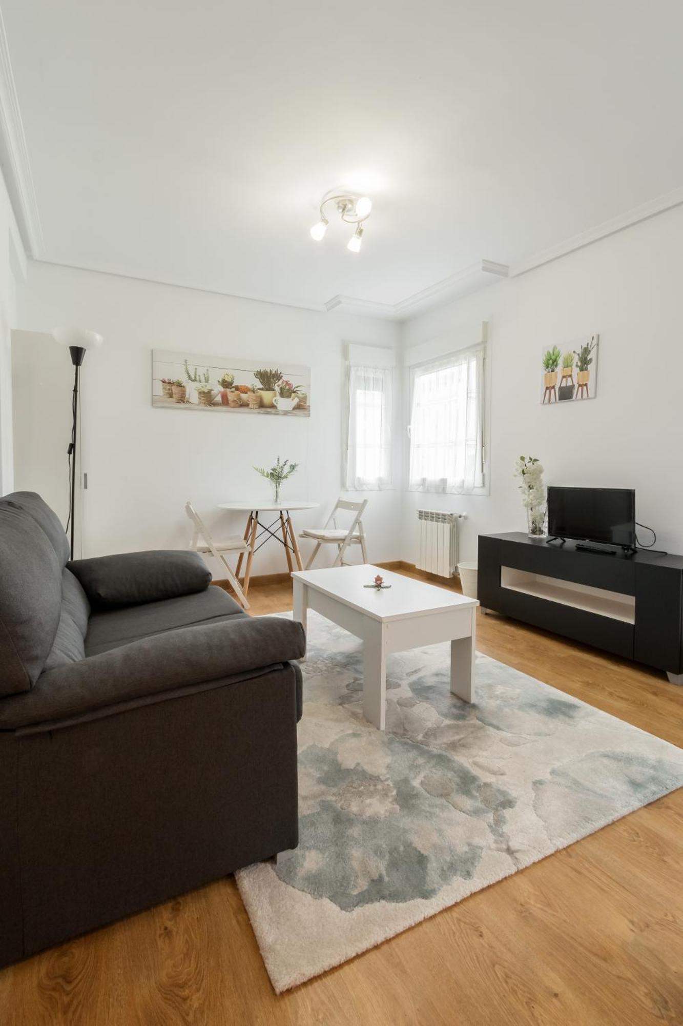 Rio Nalon Apartment